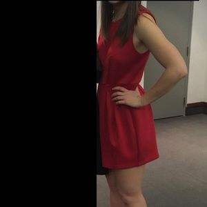 Dynamite Large red dress